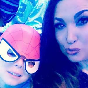 Meet your Posher, Candice